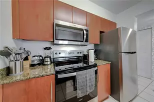 1200 Brickell Bay Dr, Miami, FL 33131 - Photo 11