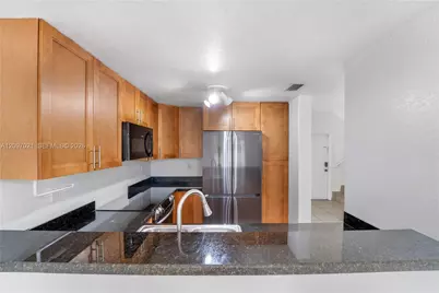 7080 NW 174th Ter #102, Hialeah, FL 33015 - Photo 13