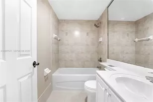 7080 NW 174th Terrace, Hialeah, FL 33015 - Photo 33