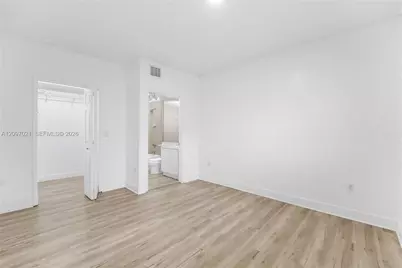 7080 NW 174th Ter #102, Hialeah, FL 33015 - Photo 29
