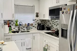 2900 W Sunrise Lakes Dr, Sunrise, FL 33322 - Photo 13