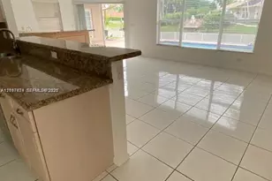 531 NW 108th Ave, Plantation, FL 33324 - Photo 5