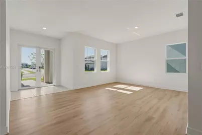 4372 SW 122nd Ter #0, Davie, FL 33330 - Photo 7