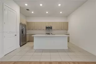 4372 SW 122nd Terrace, Davie, FL 33330 - Photo 9