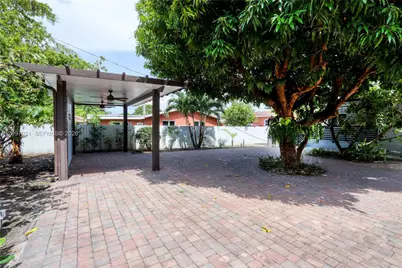 4730 NW 4th Ter, Miami, FL 33126 - Photo 5
