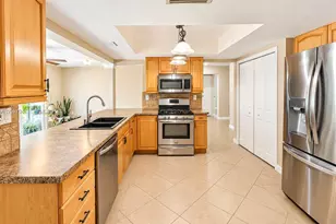 8521 NW 25th St, Sunrise, FL 33322 - Photo 27