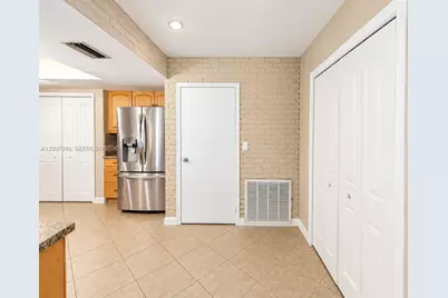 8521 NW 25th St, Sunrise, FL 33322 - Photo 31