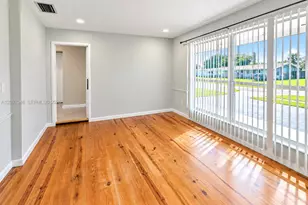 8521 NW 25th St, Sunrise, FL 33322 - Photo 7