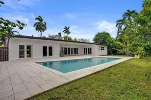 1990 NE 197th Terrace, Miami, FL 33179 - Photo 33