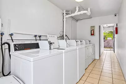 616 SW 14th Ave #205, Fort Lauderdale, FL 33312 - Photo 15