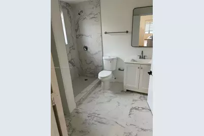 3500 NW 16th St, Miami, FL 33125 - Photo 15