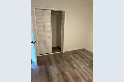 3500 NW 16th St, Miami, FL 33125 - Photo 5