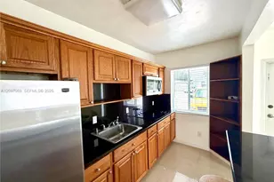 1130 NW 34th Ave, Miami, FL 33125 - Photo 5