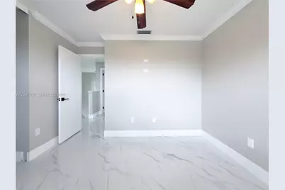 199 NW 152nd Ave, Pembroke Pines, FL 33028 - Photo 29