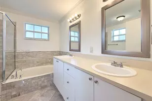 199 NW 152nd Ave, Pembroke Pines, FL 33028 - Photo 23