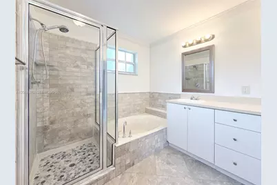 199 NW 152nd Ave, Pembroke Pines, FL 33028 - Photo 27