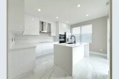 199 NW 152nd Ave, Pembroke Pines, FL 33028 - Photo 5