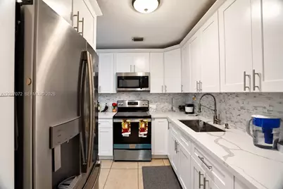 4601 SW 137th Ct, Miami, FL 33175 - Photo 5