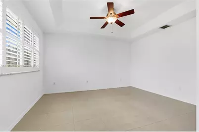 2001 NW 99th Ter, Pembroke Pines, FL 33024 - Photo 37