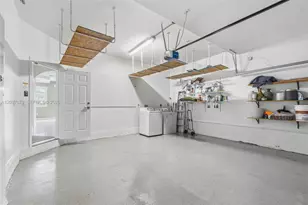 2001 NW 99th Terrace, Pembroke Pines, FL 33024 - Photo 29