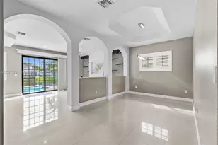 2001 NW 99th Terrace, Pembroke Pines, FL 33024 - Photo 15