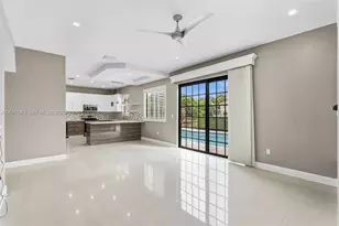 2001 NW 99th Terrace, Pembroke Pines, FL 33024 - Photo 21