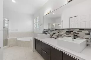 2001 NW 99th Terrace, Pembroke Pines, FL 33024 - Photo 39