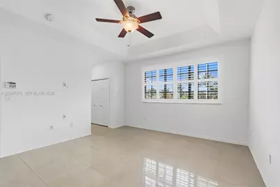 2001 NW 99th Ter, Pembroke Pines, FL 33024 - Photo 35