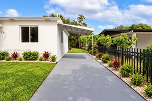 511 NE 131st St, North Miami, FL 33161 - Photo 3