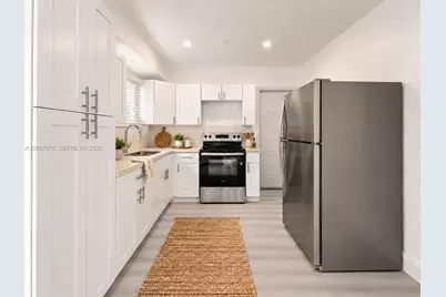 511 NE 131st St, North Miami, FL 33161 - Photo 11