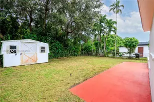 511 NE 131st St, North Miami, FL 33161 - Photo 49