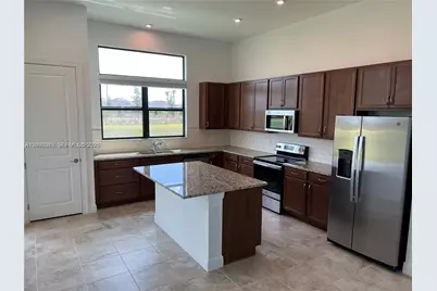 9393 SW Pepoli Way #9393, Port Saint Lucie, FL 34987 - Photo 5