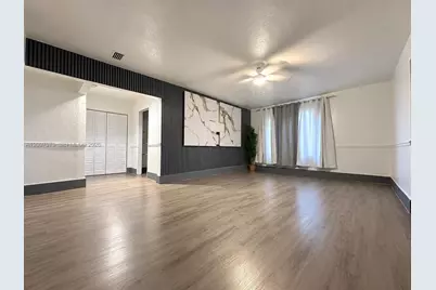 282 E 19th St, Hialeah, FL 33010 - Photo 3