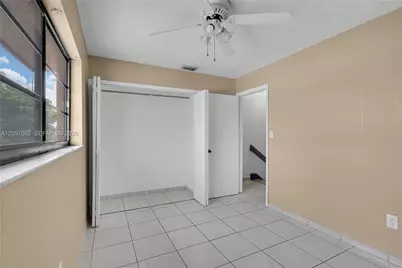 2261 W 53rd St #13, Hialeah, FL 33016 - Photo 11