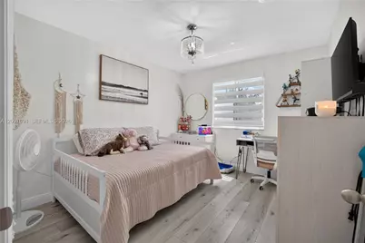 1661 SE 30th St, Homestead, FL 33035 - Photo 23
