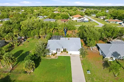 1169 Presque Isle Dr, Port Charlotte, FL 33952 - Photo 23