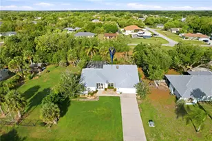 1169 Presque Isle Dr, Port Charlotte, FL 33952 - Photo 23