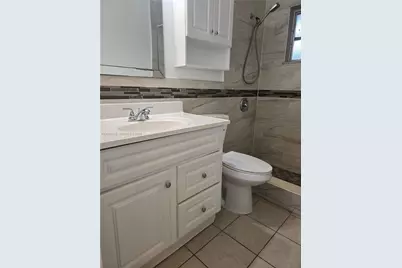 1512 NE 118th St #2, Miami, FL 33161 - Photo 9