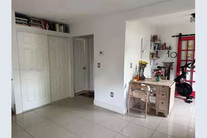 170 NW 18th Ct, Miami, FL 33125 - Photo 19