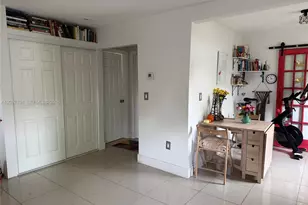 170 NW 18th Ct, Miami, FL 33125 - Photo 19