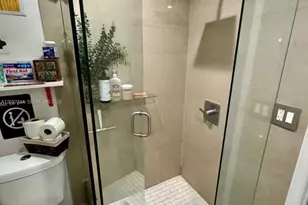 170 NW 18th Ct, Miami, FL 33125 - Photo 5
