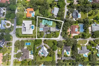 9715 SW 89th Ct, Miami, FL 33176 - Photo 29