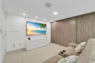 400 Sunny Isles Blvd, Sunny Isles Beach, FL 33160 - Photo 11
