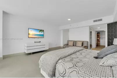 400 Sunny Isles Blvd #916, Sunny Isles Beach, FL 33160 - Photo 49