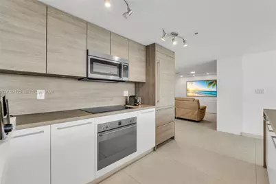 400 Sunny Isles Blvd #916, Sunny Isles Beach, FL 33160 - Photo 21