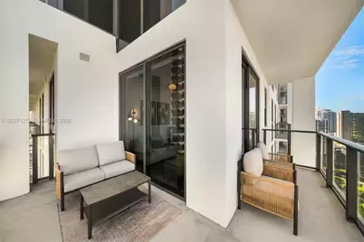 11 NE 6th St #3214, Miami, FL 33132 - Photo 15