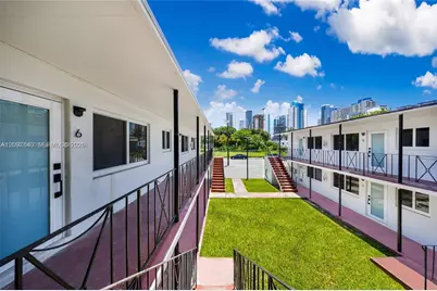 1140 NW 1st Pl #2, Miami, FL 33136 - Photo 3