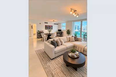 31 SE 5th Street #2801, Miami, FL 33131 - Photo 3