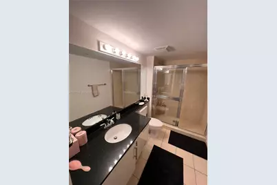 31 SE 5th Street #2801, Miami, FL 33131 - Photo 17