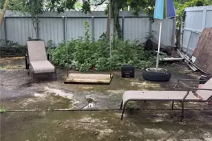 2240 NW 102nd St, Miami, FL 33147 - Photo 23